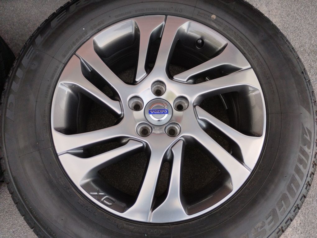 Koła R17 5x108 VOLVO XC60 XC70 235/65R17 ET55 7,5jx17 Bridgestone XC