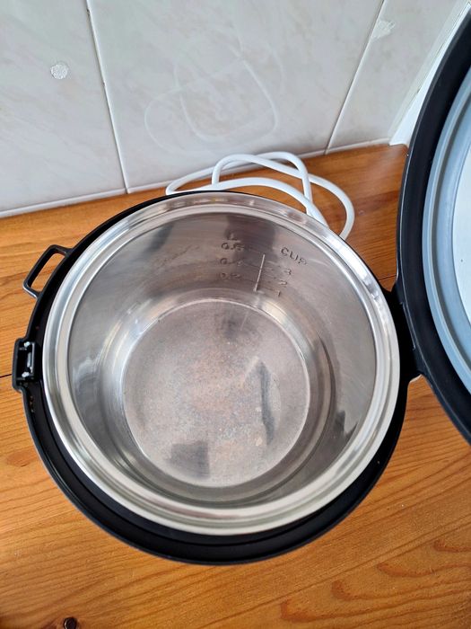 Máquina de cozer arroz