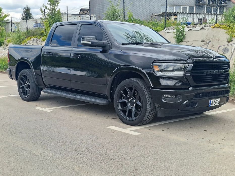 RAM 1500 RAM 1500 Laramie NIGHT 2021r