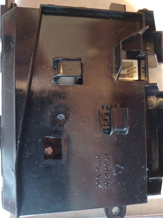 Sprzedam płytkę sterowania do zmywarek Amica