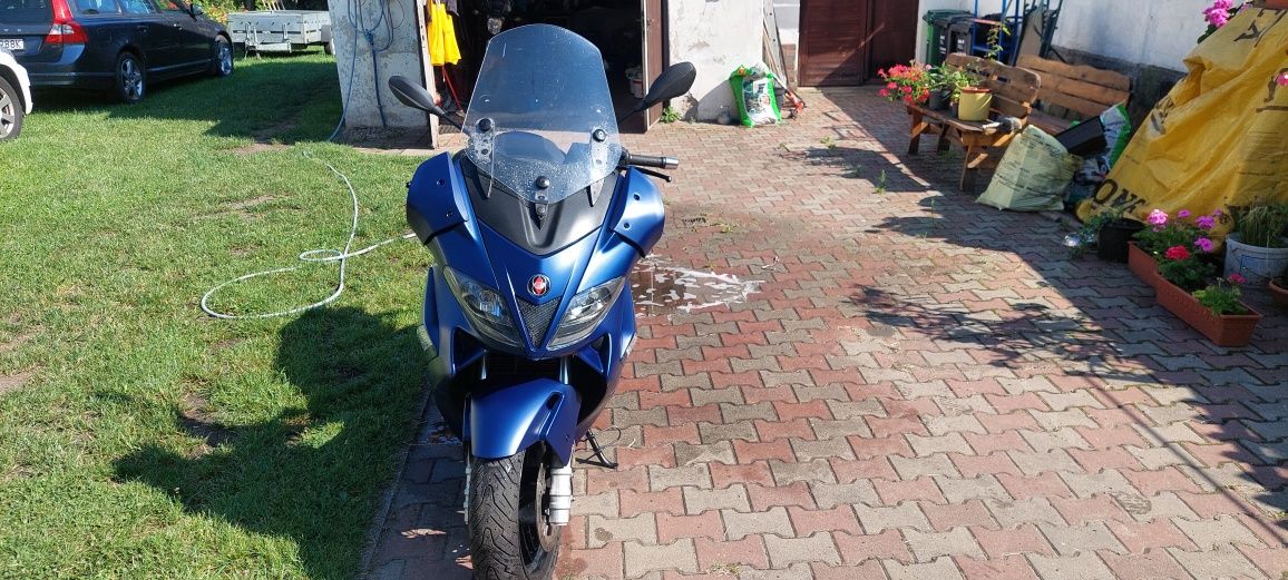 Sprzedam skuter gilera nexus 500