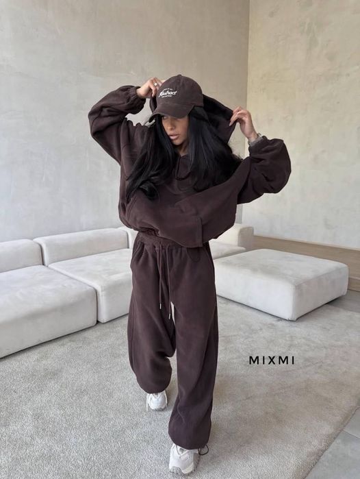 Жіночий флісовий костюм