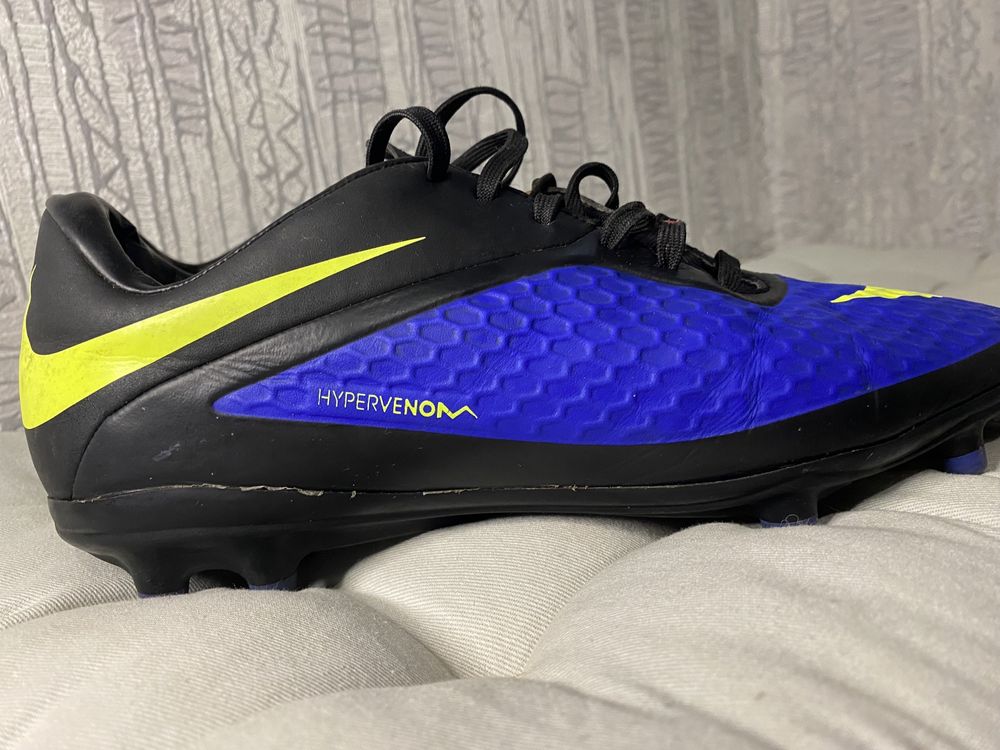 Бутси Nike Hypervenom 42р