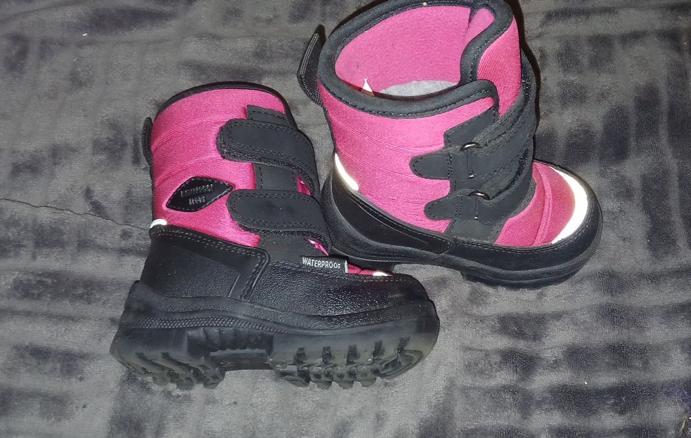 Зимові чобітки термо для дівчинки 24 розмір