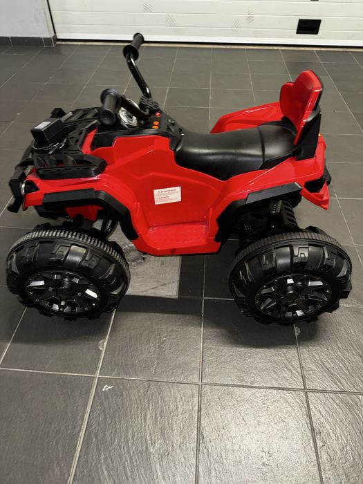 Moto 4 eletrica para criança