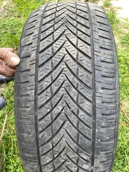 Opony całoroczne 225/55 r 17