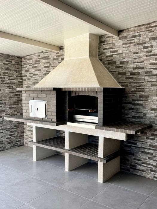 Churrasqueira/forno/kit lavatorio   Excelente qualidade