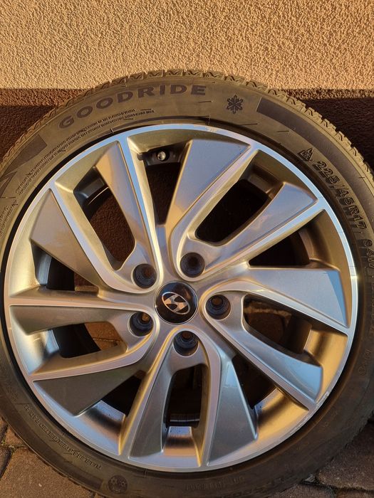 Felgi 17" koła wielosezonowe zimowe 5x114,3 Hyundai i30 i40 Elantra