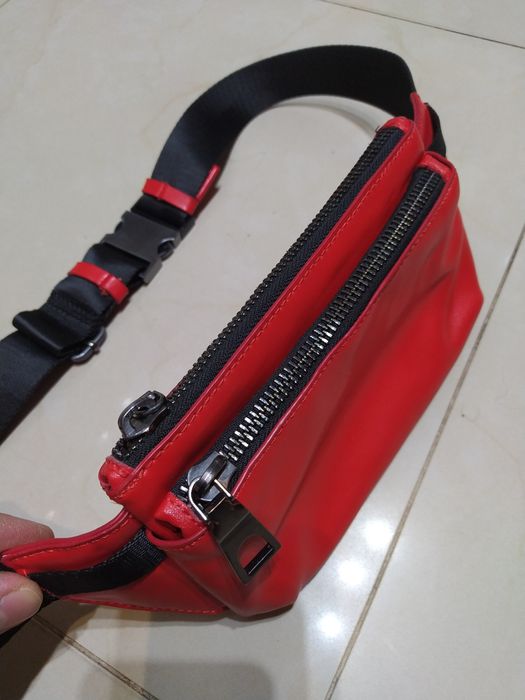 Nerka Zara torebka saszetka do pasa na dokumenty