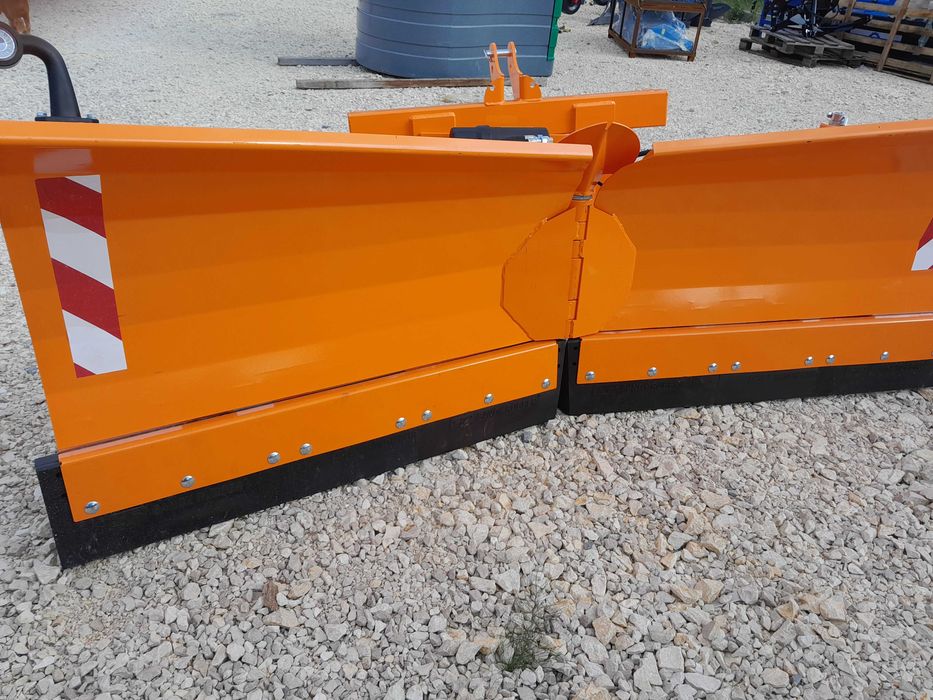 Pług śnieżny nowy Volant hydrauliczny składanyeuro/tuz  2,6-3,2 m