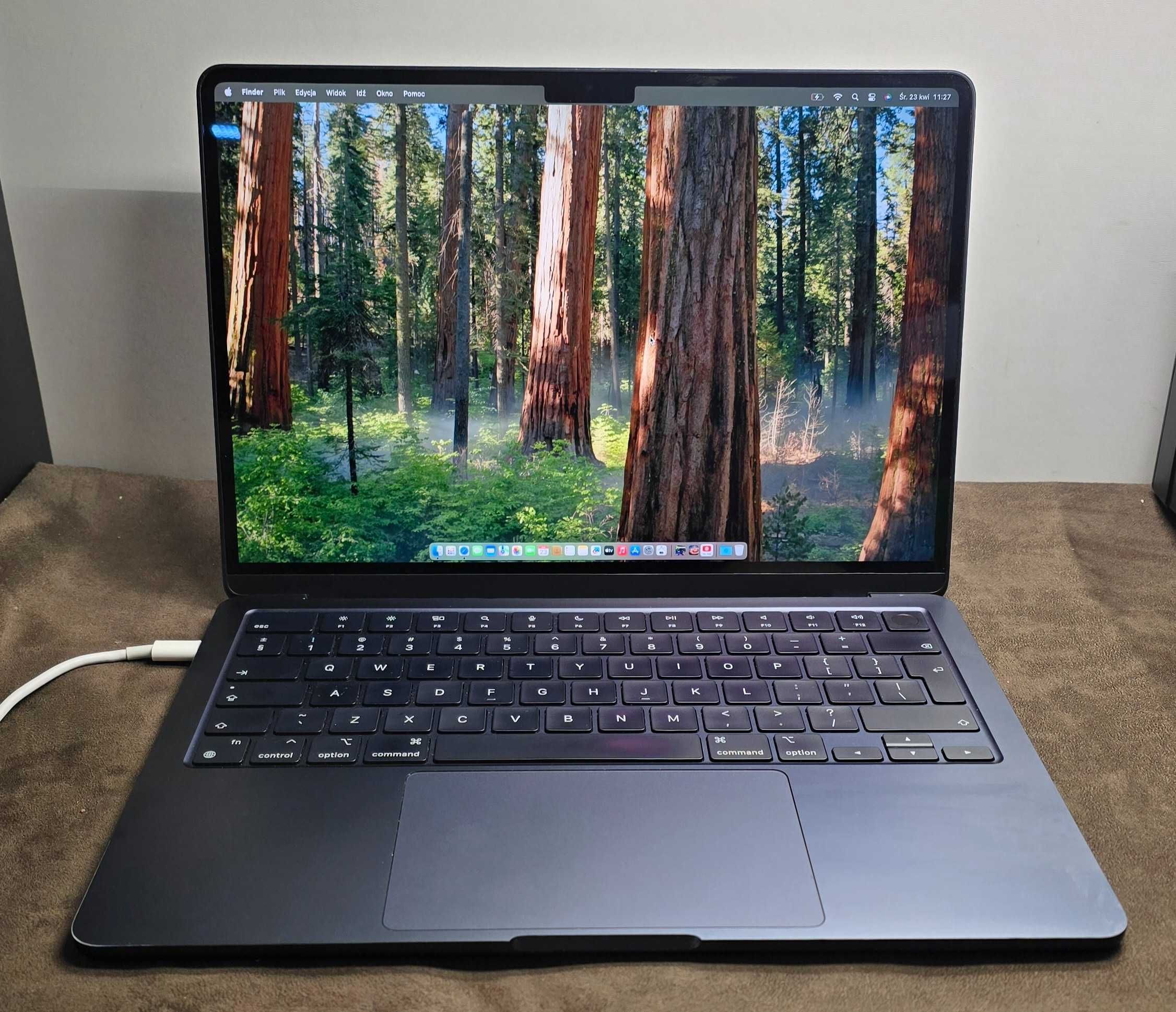 APPLE MacBook Air 2022 13.6" Retina M2 8GB RAM 512GB SSD