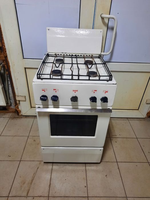 Продам газову плиту