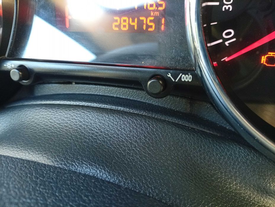 Vendo . Peugeot 5008