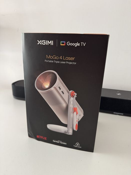 Projetor protatil xgimi mogo 4 laser  com pack de filtros de luzes