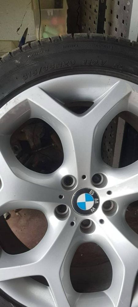 Продаються , диски з комлектом нової гуми BMW Х5 -Е 53