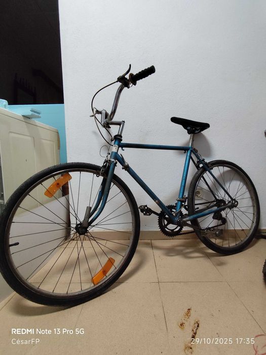 "Bicicleta de Estrada Portuguesa Vintage dos Anos 80 (TREFIL) -