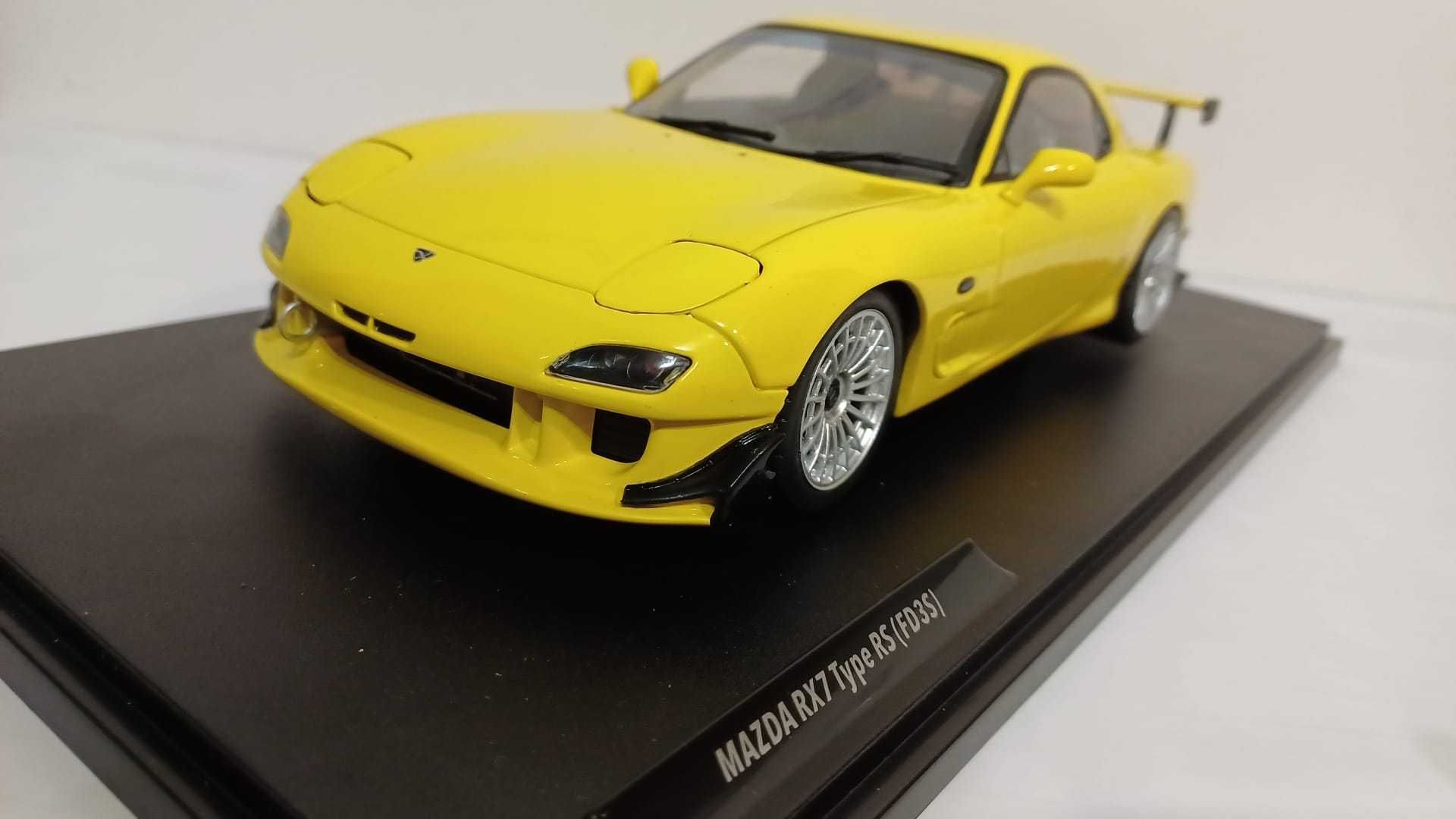 1/18 Mazda RX-7 Type RS FD35 - Solido