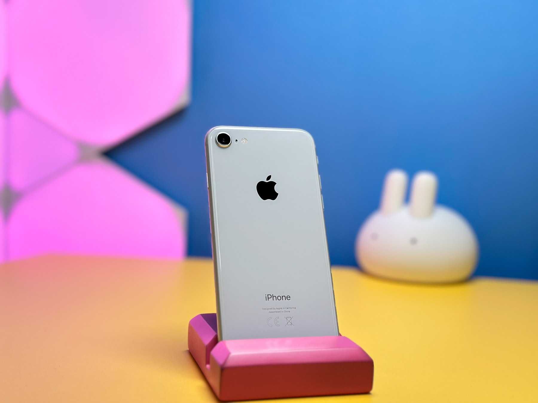 Смартфон Apple iPhone 8 64GB Silver UA (98748) Б/У З ГАРАНТІЄЮ
