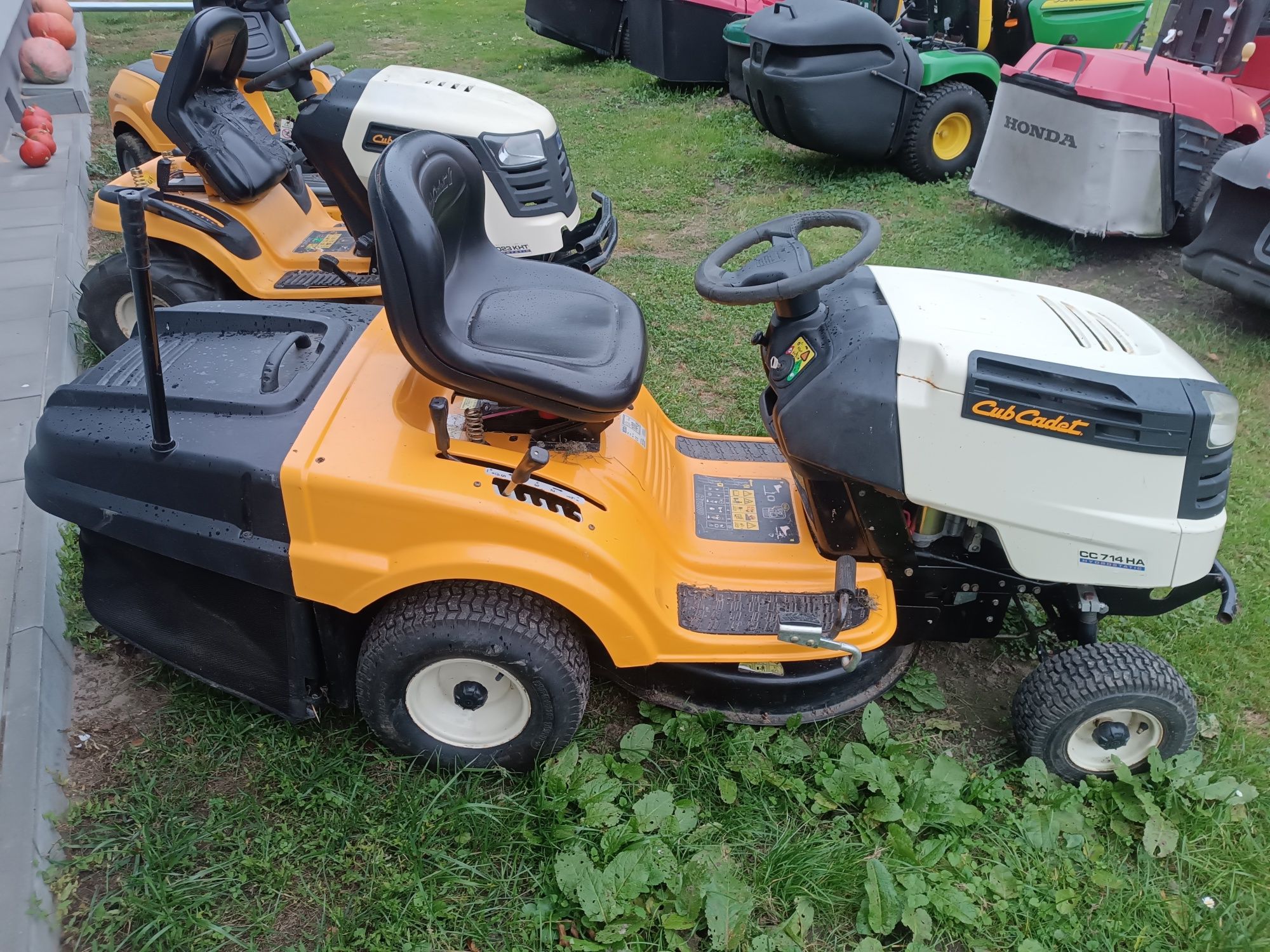 Traktorek Cub Cadet CC714 HA