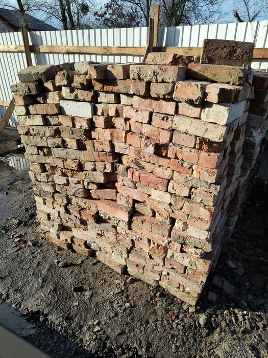 Продам кірпіч б/у