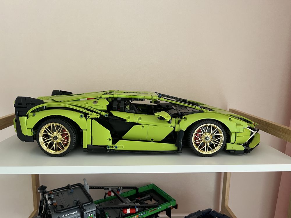 Конструктор аналог Lamborghini Sián FKP 37 (42115) 3696 деталей