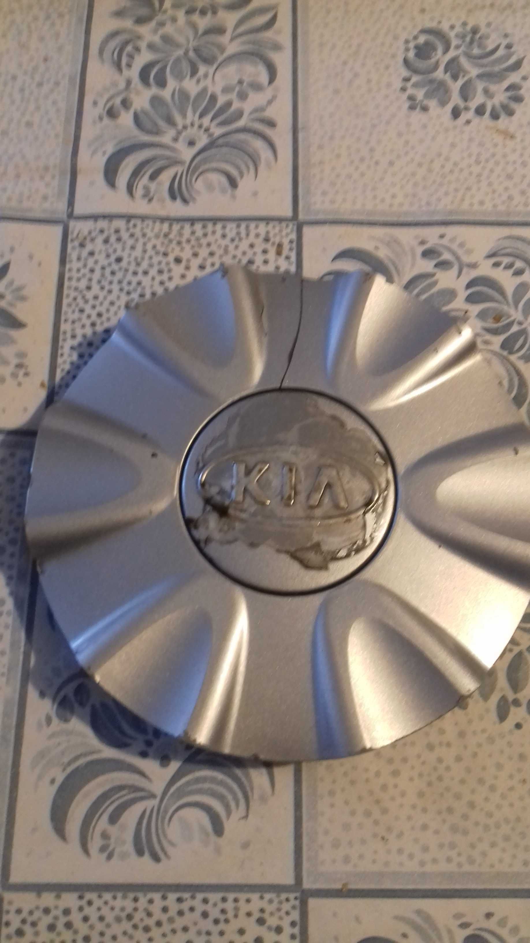 Ковпак, заглушка легкосплавного диска Kia