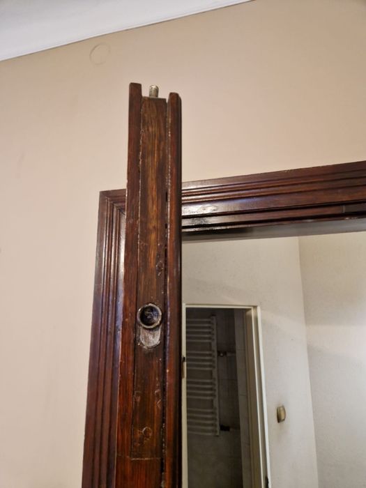 Stare drzwi drewniane