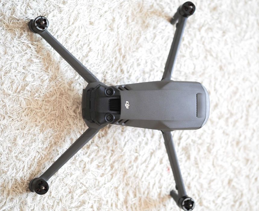 dji mavic 3 мавік дрон квадрокоптер тушка пульт !!В ідеальному стані!!