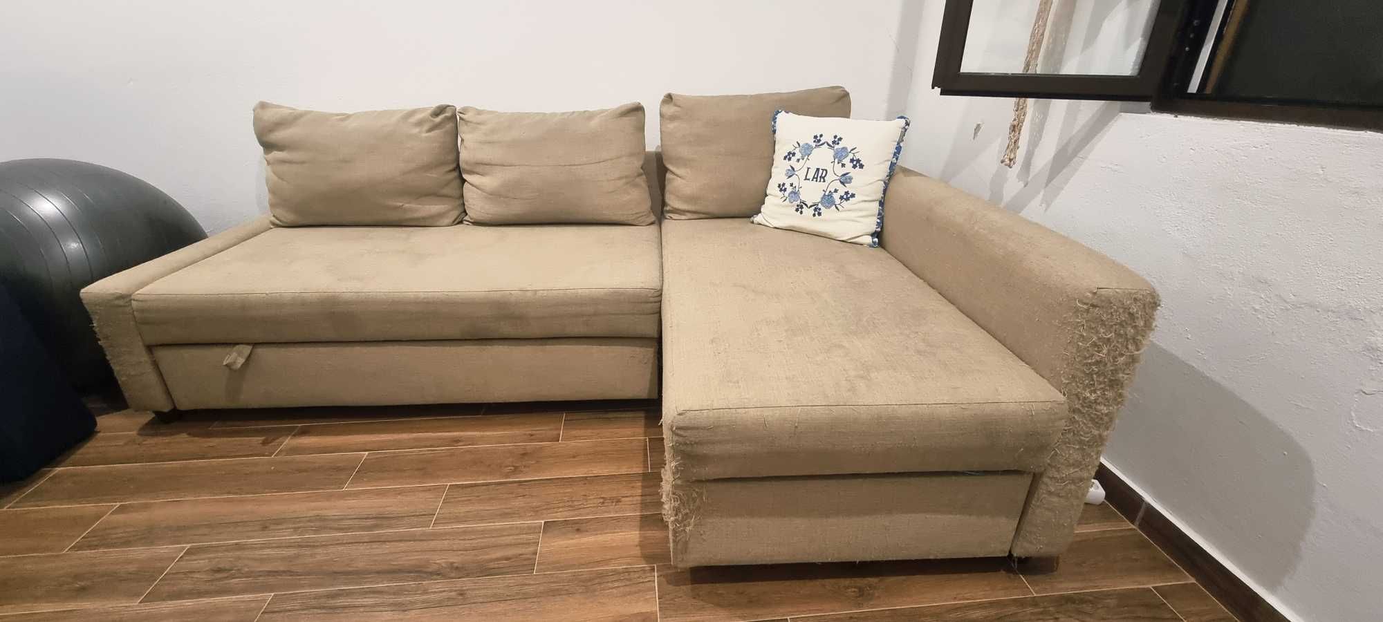 Sofá Chaise Longue 3 Lugares com Baú – Preço de Oportunidade!