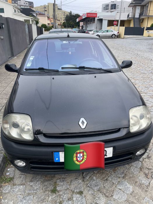 Clio modelo II 2001