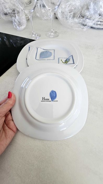 Zestaw talerzy porcelana