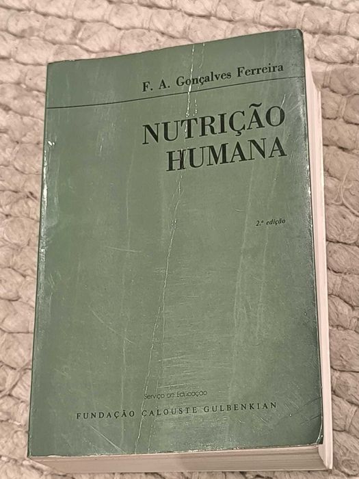 Livro "Nutrição Humana" de Francisco A. Gonçalves Ferreira