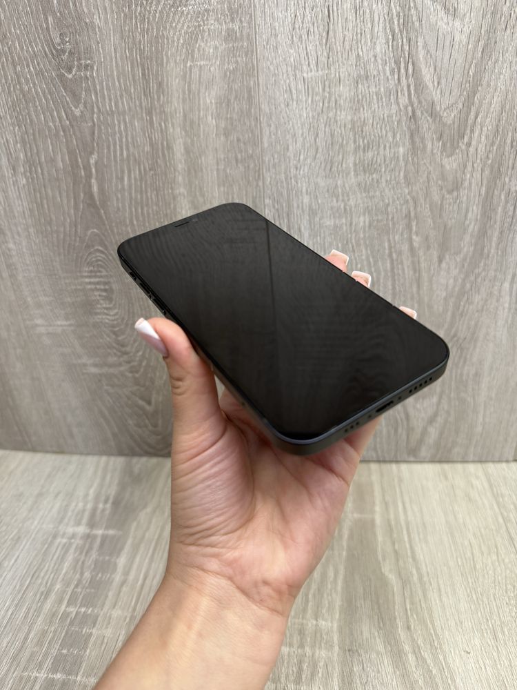 iPhone 12 64 GB iCloud заблокований