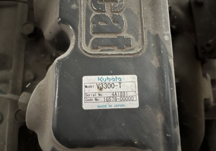 Мотор двигун двигатель BOBCAT  V3300 kybota
