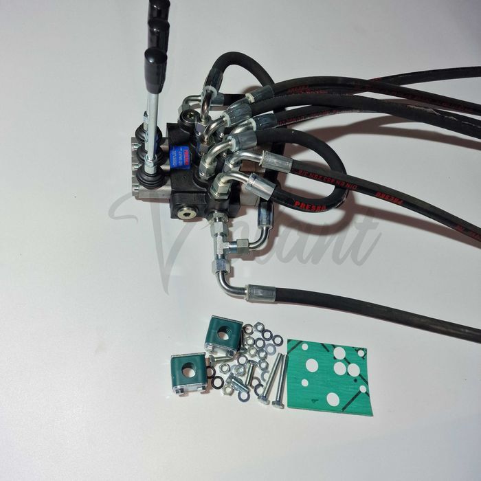 Rozdzielacz Zewnętrzny 3 Sekcyjny Ursus C-330 Hydrauliczny Do Wywrotu