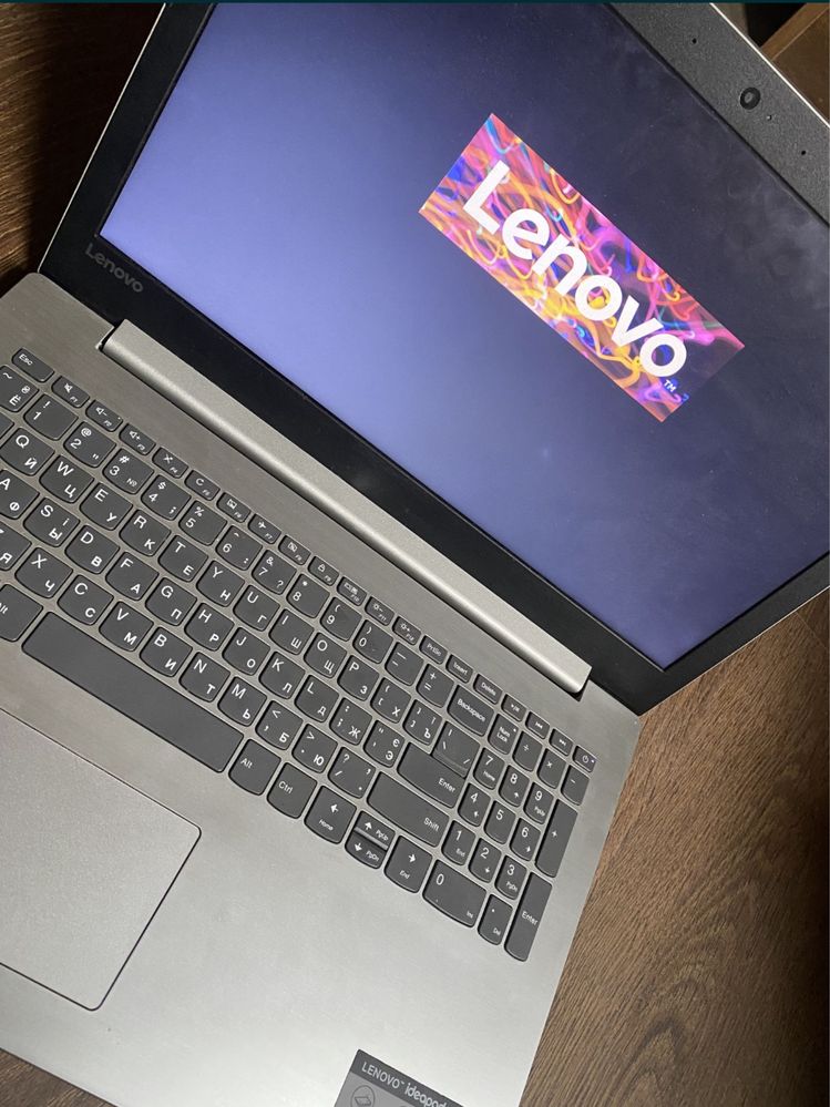 Продам ноутбук lenovo ideapad 330-15IGM