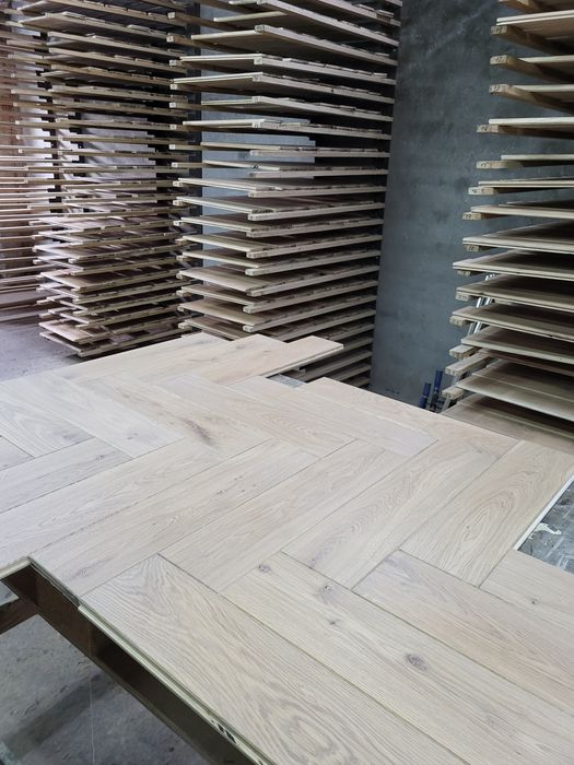 ПАРКЕТНА МАСИВНА ДОШКА.Паркет.Паркетная массивная доска,Дуб,Ясень