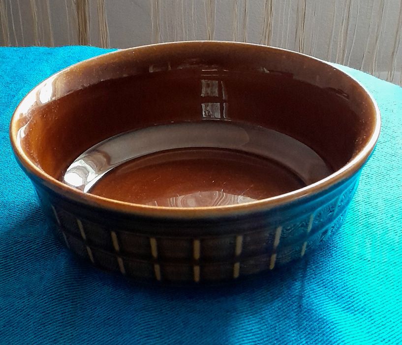 Ceramiczna brązowa misa