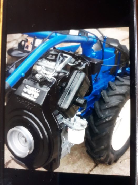 Motogadanheira/ ceifeira a gasoleo,140m de corte