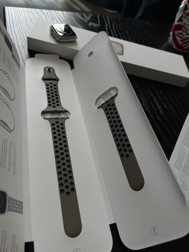 Apple Watch Series 8 45 mm Starlight Aluminium GPS