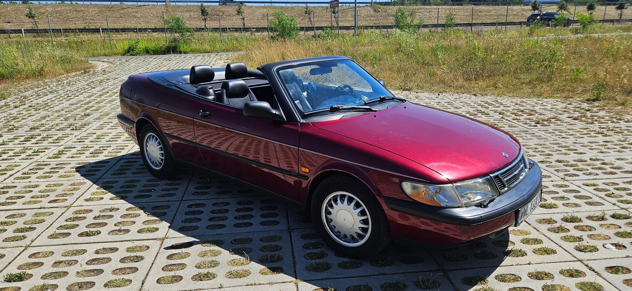 Saab 900 Saab 900 Cabrio bardzo dobry stan, sprawny, długie opłaty, nowe opony