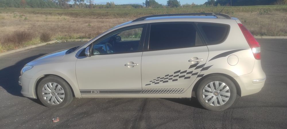 Sprzedam Hyundai i30, 1.6