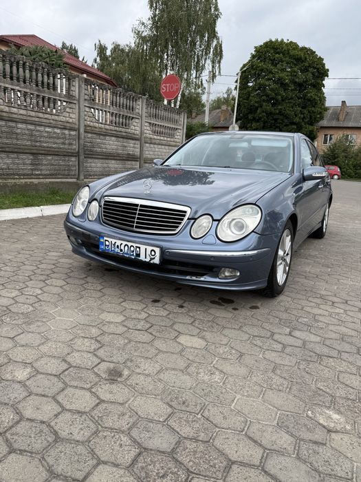 Автомобіль Mercedes-benz 2003 року в гарному стані. Телефонуйте