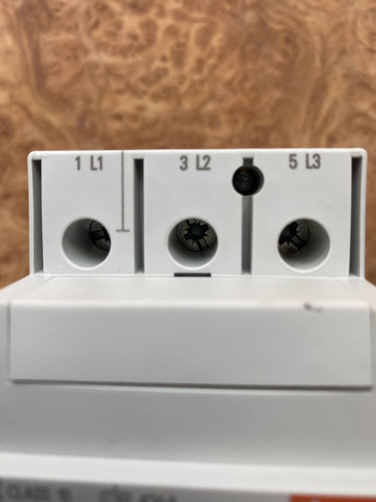 Автомат защиты двигателя Lovato 22-32A 11-15 kW