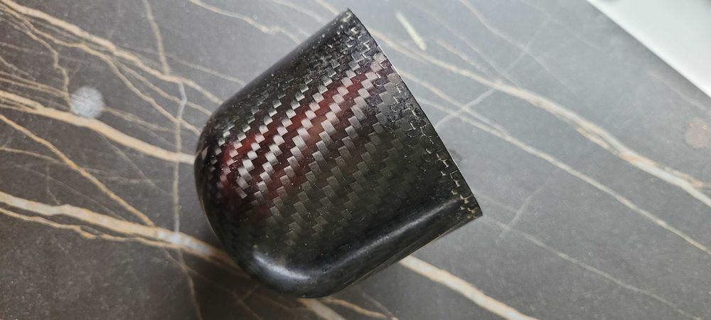 Kubek węglowy do tyczki