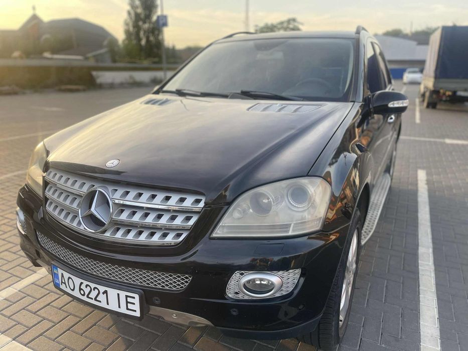 W164 ML350  2005 рік.