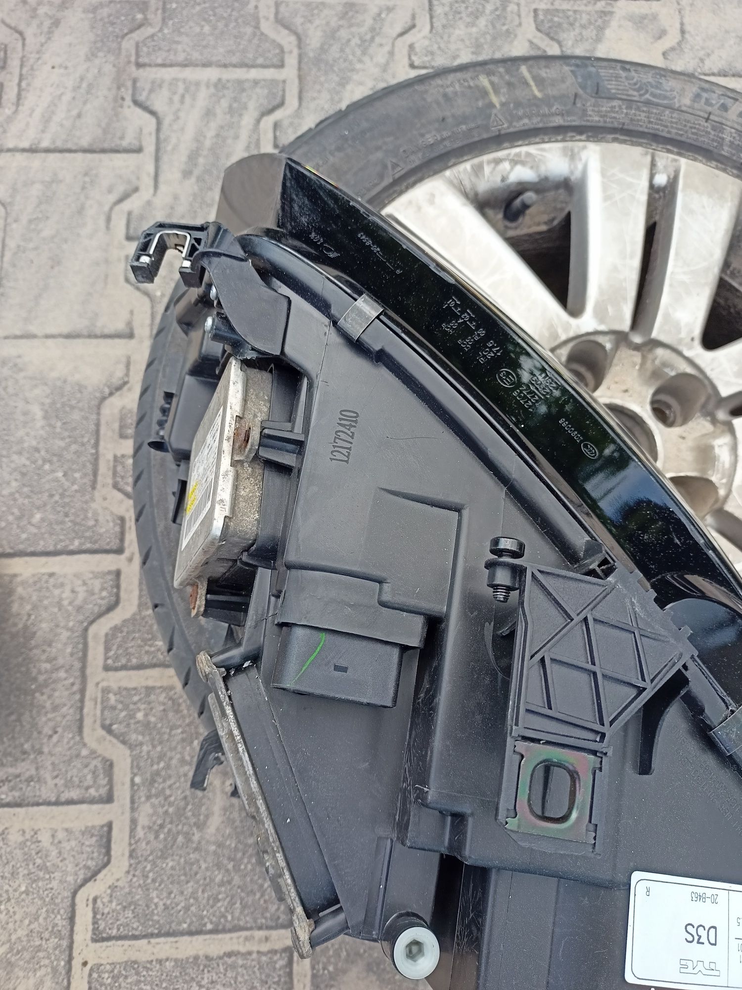 Lampa audi A4 B8