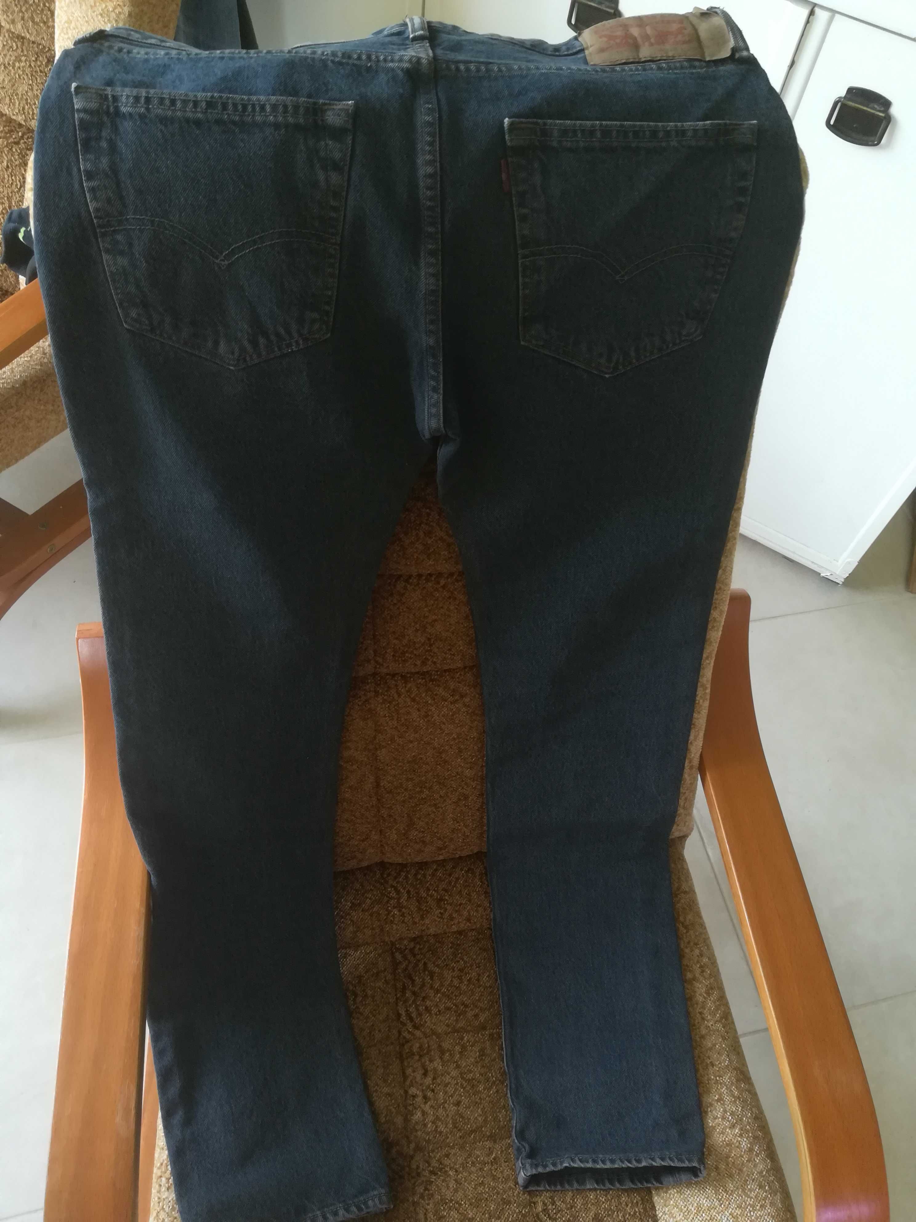 Spodnie Levis 501 . Nowe.