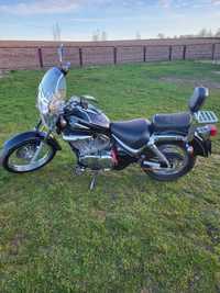 Suzuki Intruder 250