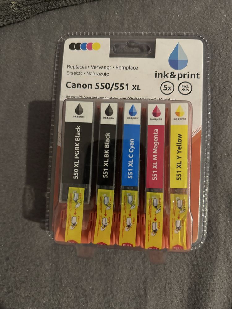 zestaw pięciu zamienników tuszy do drukarek Canon